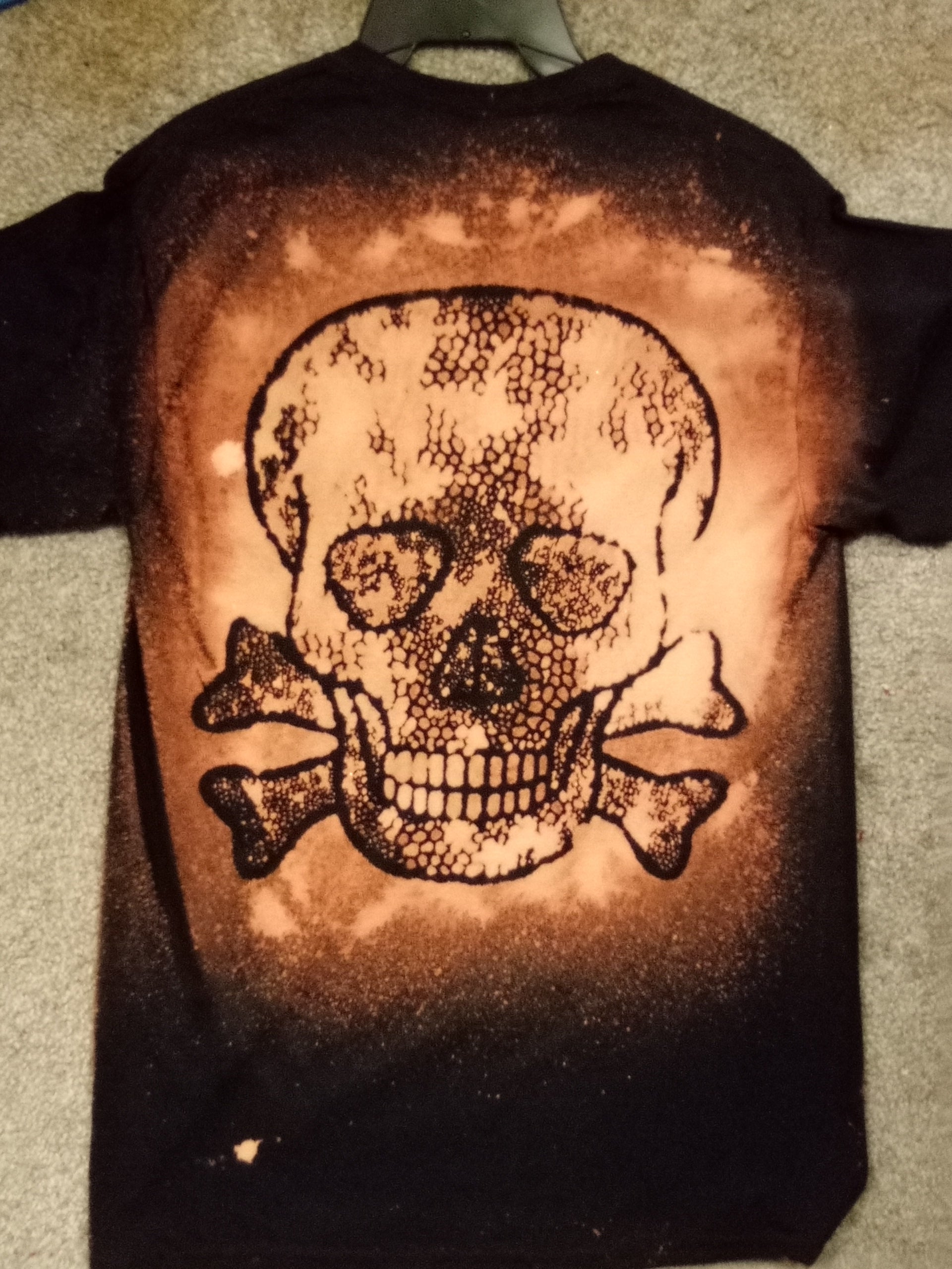 Black Bleached cross bone skull short sleeve